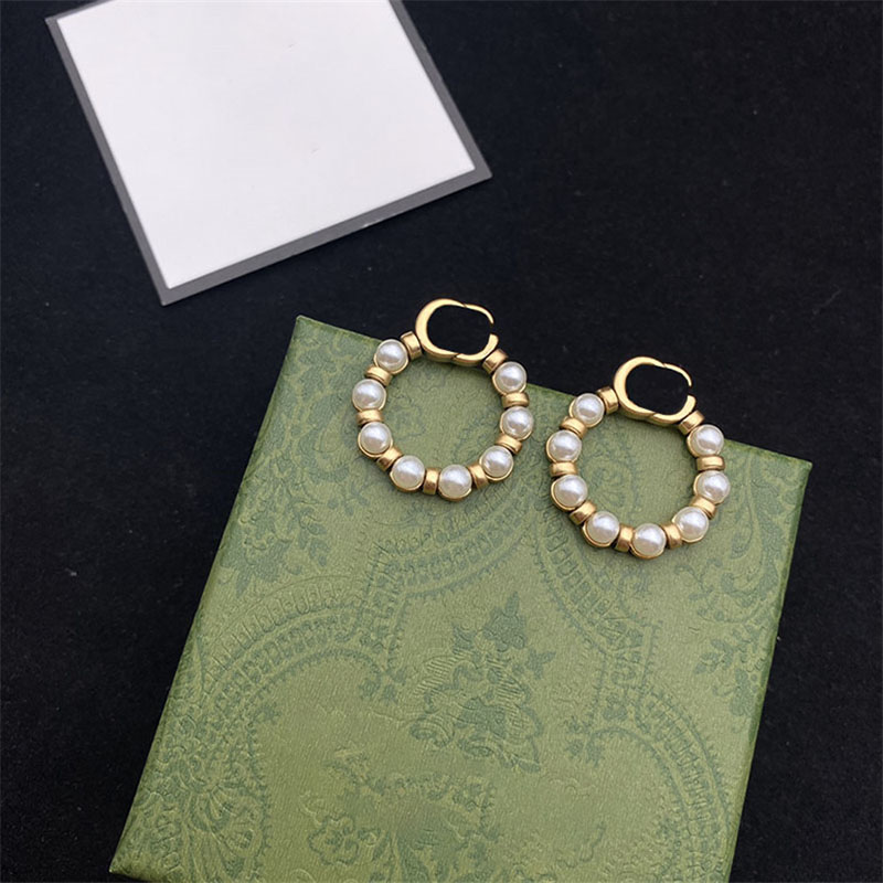 Circle Cladding Pearl Earrings Double Letter Combination Charm for Women Gold Cylinder Block Connection Eardrop
Circle Cladding Pearl Earrings Double Letter Combination Charm for Women Gold Cylinder Block Connection Eardrop