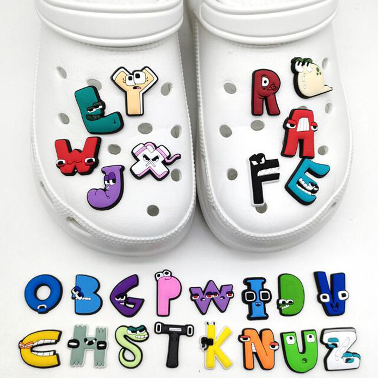 100pcs cartoon letter game cute shoe charms hole shoe flower decoration buckle accessories kid children gift