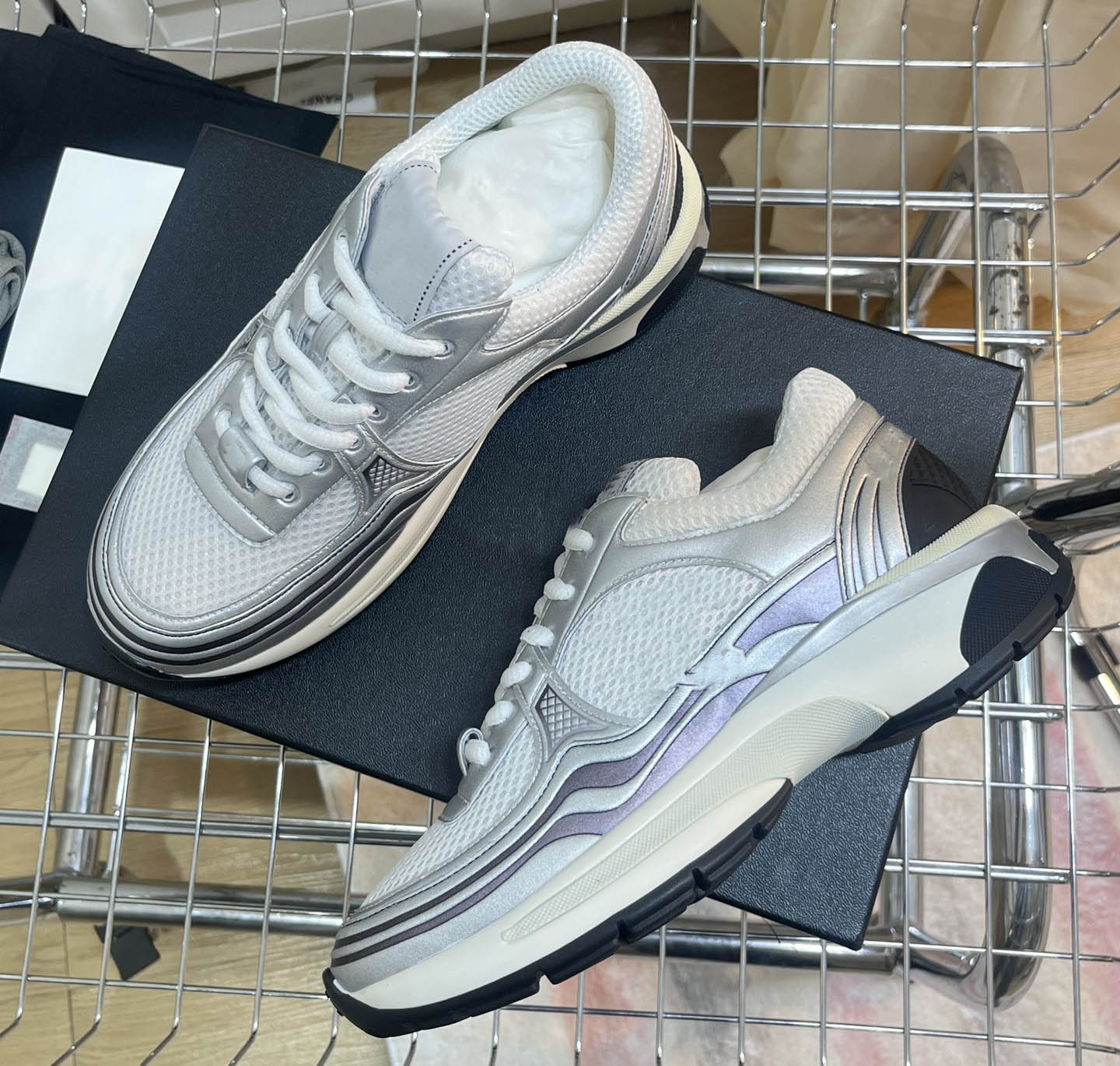 Designer CC Cycling Footwear Shoes Luxury Sneakers Fashion Women Classic Trainers Casual Sport Shoes Running Hiking XN14, Multi 
Designer CC Cycling Footwear Shoes Luxury Sneakers Fashion Women Classic Trainers Casual Sport Shoes Running Hiking XN14, Multi
