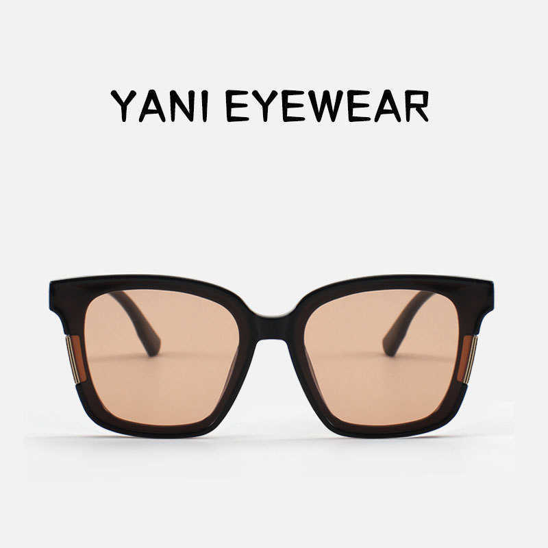 Sunglasses Sunglasses Frames P28367 Korean version of trendy men and women's cool sunglasses square versatile TAC polarized sun shading sunglasses
Sunglasses Sunglasses Frames P28367 Korean version of trendy men and women's cool sunglasses square versatile TAC polarized sun shading sunglasses