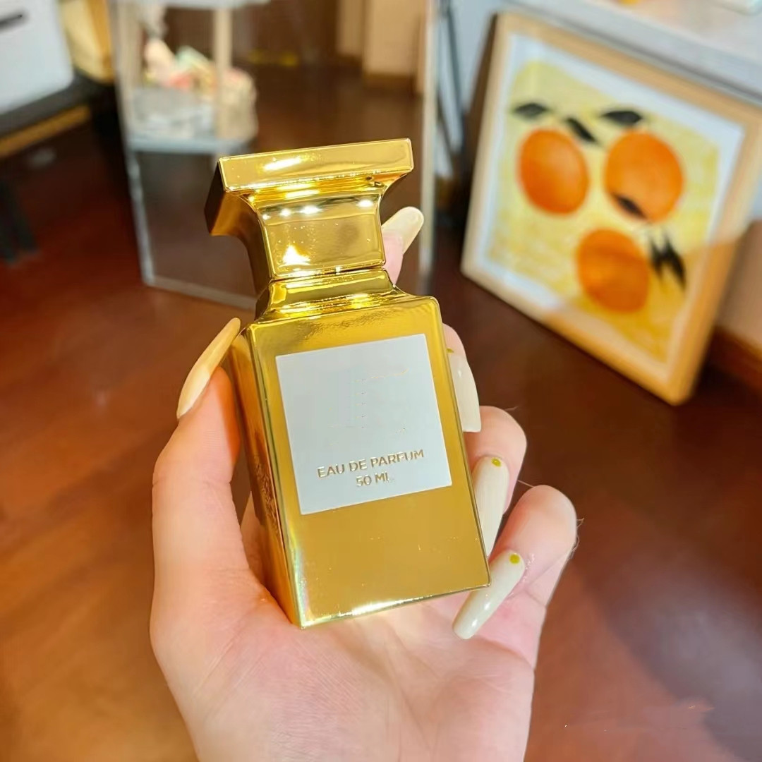 High Quality Perfume For Women Lasting Fragrance SOLEIL BRULANT Female Brand Perfume Eau de Parfum 50Ml Fast Shipping
High Quality Perfume For Women Lasting Fragrance SOLEIL BRULANT Female Brand Perfume Eau de Parfum 50Ml Fast Shipping