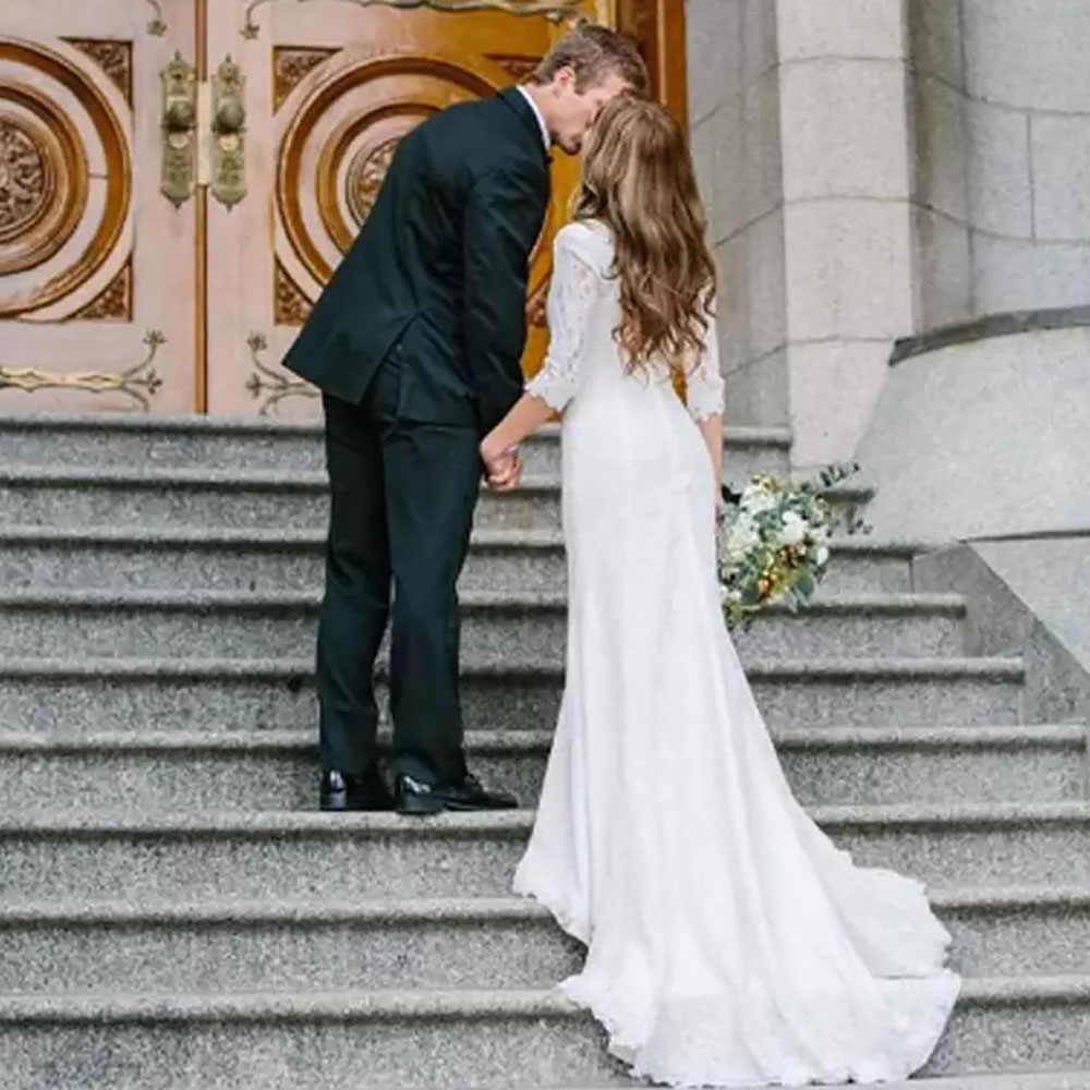 Wedding Dresses White Bridal Gowns Ivory A Line Applique New Custom Lace Up Zipper Wed Dresses Wed V-Neck Three Quarter Sweep Train Lace