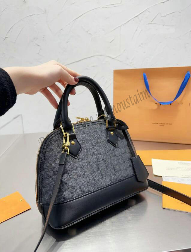 Fashion ALMA BB shell Bag Women handbag Clutch Purse wallet backpack Luxury Designer Bags Shoulder Tote Bages luxuries designers Handbags Crossbody Package Totes, 02
Fashion ALMA BB shell Bag Women handbag Clutch Purse wallet backpack Luxury Designer Bags Shoulder Tote Bages luxuries designers Handbags Crossbody Package Totes, 02