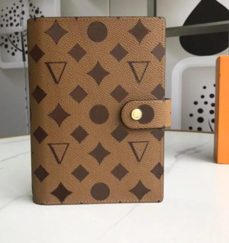 Large DESK AGENDA COVER Holders Memo Planner Men A5 Notebook Diary Luxury Designer Agendas Protective Case Card Passport Holder Wallet Desktop Notepad Covers Women, Brown flower
Large DESK AGENDA COVER Holders Memo Planner Men A5 Notebook Diary Luxury Designer Agendas Protective Case Card Passport Holder Wallet Desktop Notepad Covers Women, Brown flower