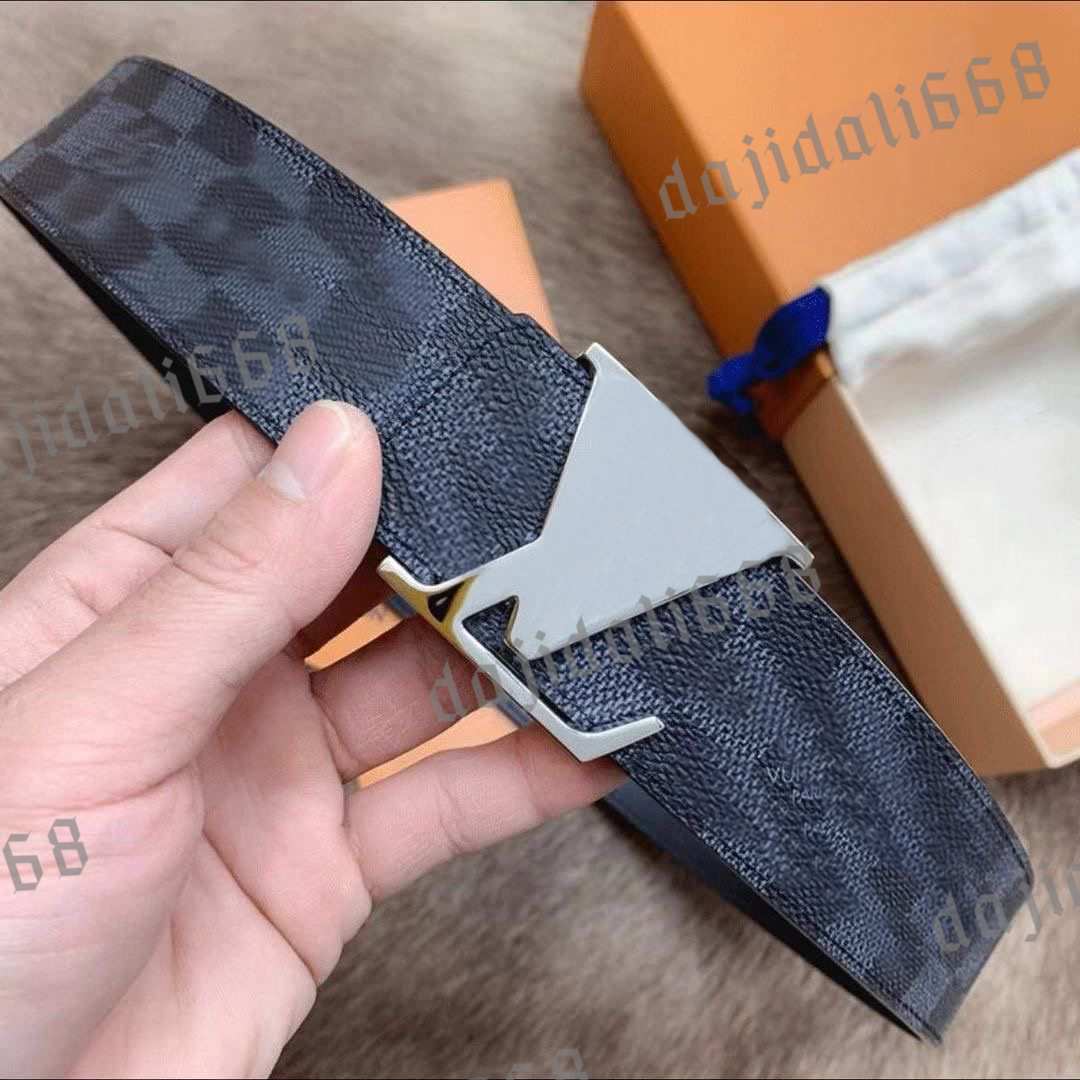 Men Designers Belts Classicplaid old flower striped belt Genuine Leather ladies Printed belt man casual letter smooth buckle womens belt width 3.8cm Jeans Strap belt, High quality belt
Men Designers Belts Classicplaid old flower striped belt Genuine Leather ladies Printed belt man casual letter smooth buckle womens belt width 3.8cm Jeans Strap belt, High quality belt