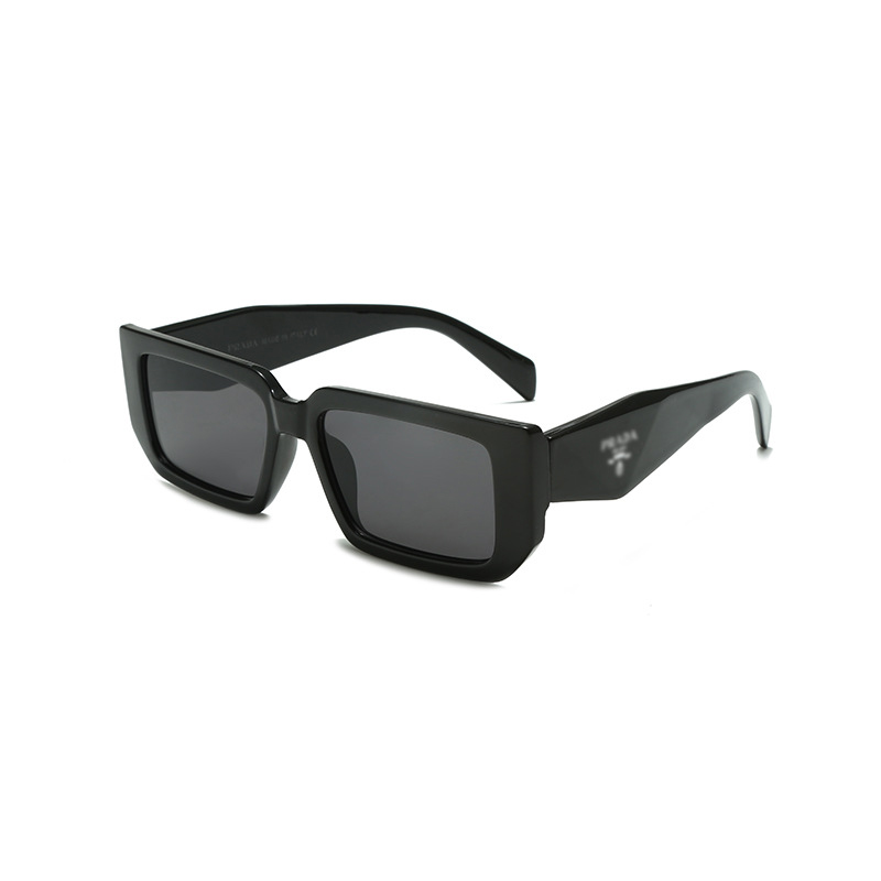 Designer Fashion Sunglasses Classic Eyeglasses Goggle Outdoor Beach Sun Glasses For Man Woman Mix Color Optional Triangular signature outdoor holiday gift
Designer Fashion Sunglasses Classic Eyeglasses Goggle Outdoor Beach Sun Glasses For Man Woman Mix Color Optional Triangular signature outdoor holiday gift