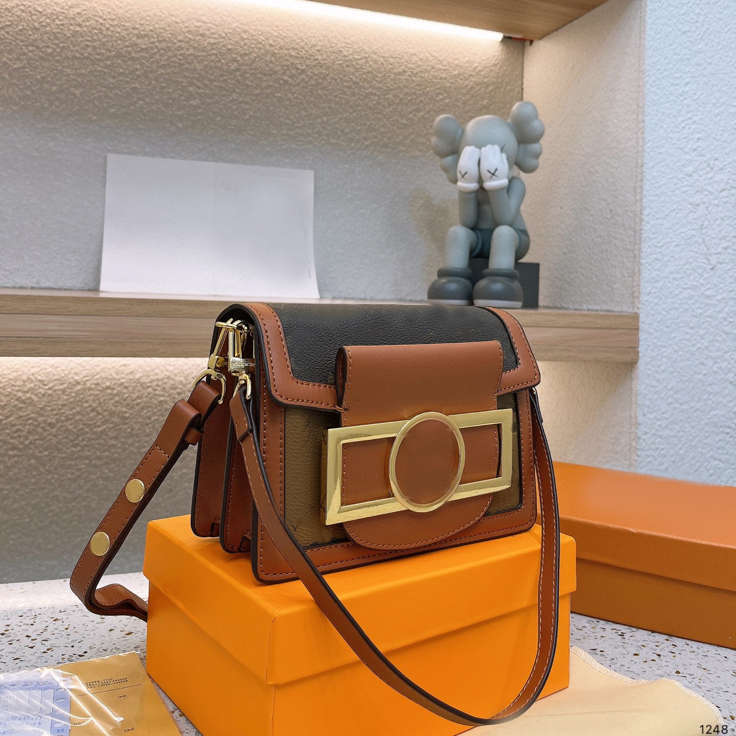 Dauphine Designer Bag Women Crossbody Handbag Brand Gold Big Letter Logo Double Shoulder Strap, Brown old flower
Dauphine Designer Bag Women Crossbody Handbag Brand Gold Big Letter Logo Double Shoulder Strap, Brown old flower