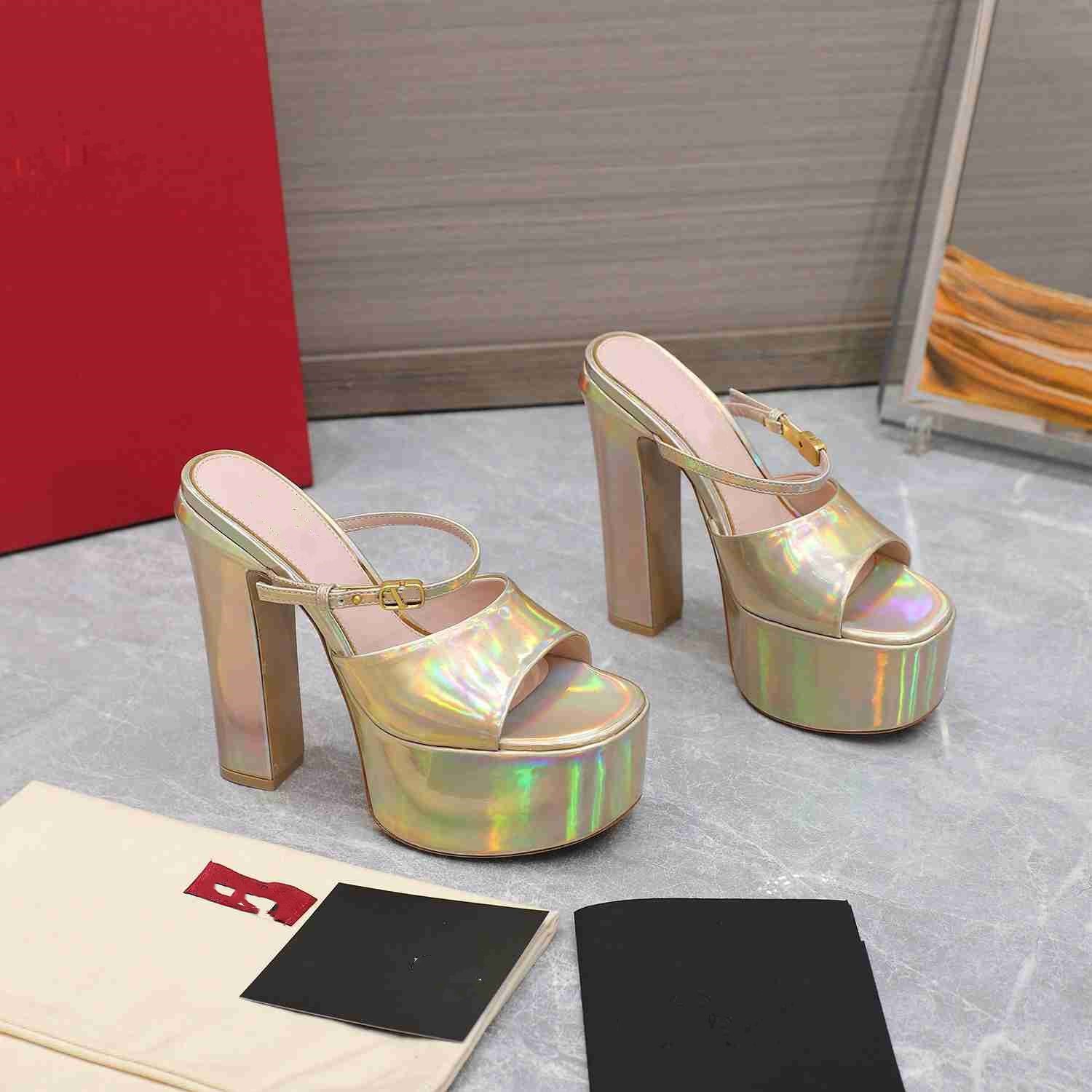 women's Summer thick sandals bottom high heels fashion Valentinoity women's shoes metal buckle designer red shoes women's wedding shoes h8c PWEA PWEA YO3G
women's Summer thick sandals bottom high heels fashion Valentinoity women's shoes metal buckle designer red shoes women's wedding shoes h8c PWEA PWEA YO3G