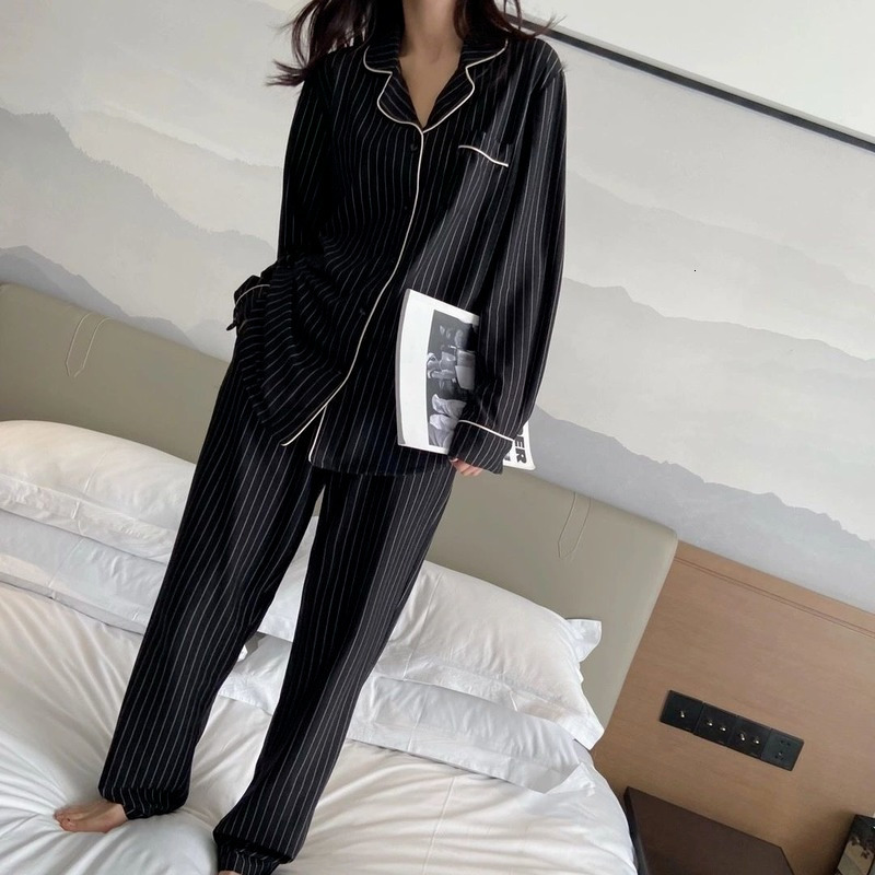 Women's Sleepwear Striped Pajama Set Women Autumn Brief Set Two Piece Pijama Sleepwear Winter Pyjamas Couple Bedroom Loungewear Home Clothes 2303