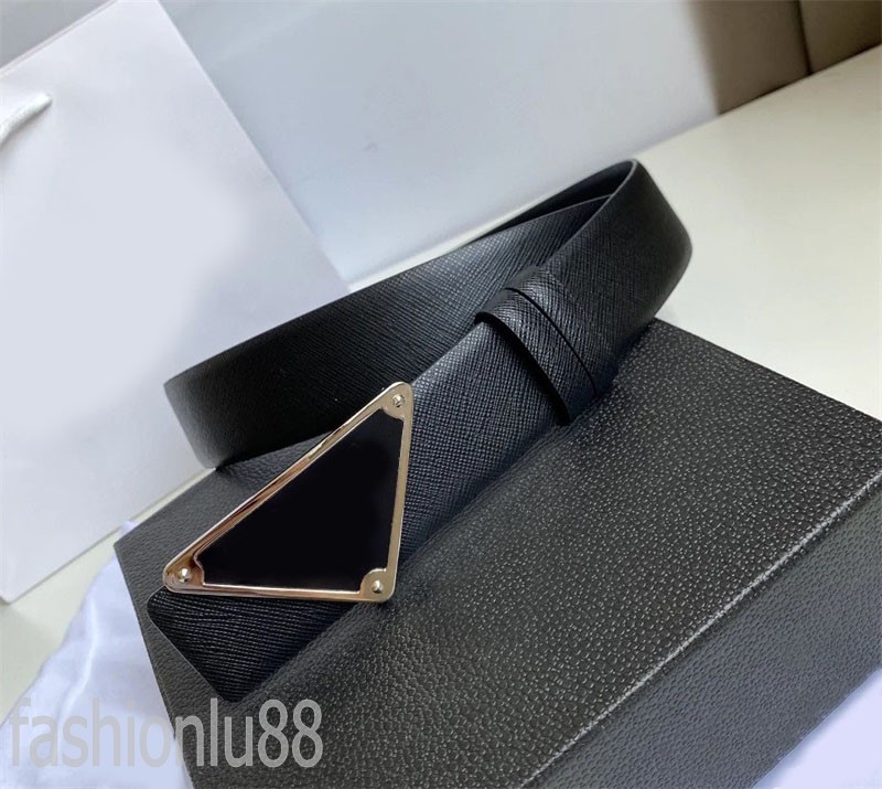Smooth buckle mens belts designer leather belt vintage style skirt jeans useful exquisite cintura triangle metal luxury belt for man designer portable YD017 B23, Free box packing
Smooth buckle mens belts designer leather belt vintage style skirt jeans useful exquisite cintura triangle metal luxury belt for man designer portable YD017 B23, Free box packing