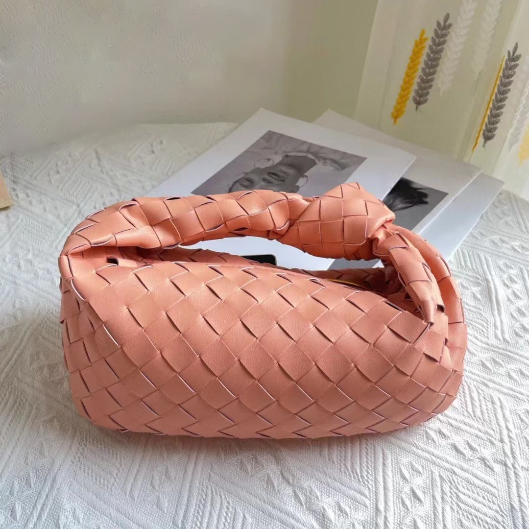 Luxurys Designers Shoulder Bags womens handbag TEEN JODIE large woven travel clutch men fashion pink shopping Genuine Leather Crossbody bag bvb woven the totes bag, White
Luxurys Designers Shoulder Bags womens handbag TEEN JODIE large woven travel clutch men fashion pink shopping Genuine Leather Crossbody bag bvb woven the totes bag, White