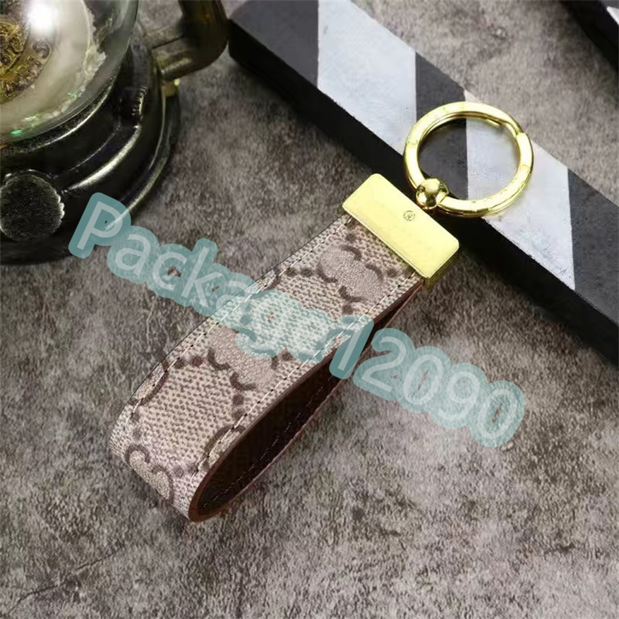 Luxury Maxi Dragonne Ss23 Key chain Buckle lovers Black Car Keychain Designer Handmade Leather Design Keychains Men Women Multi Green Bag Pendant Accessories