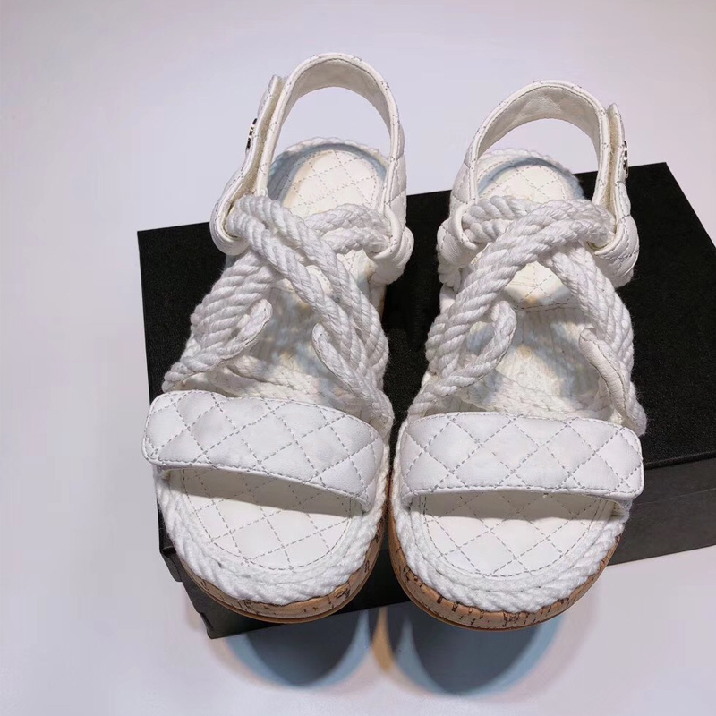 Women 2023 Rope Sandals Designer Slipper Flat Platform Sandal Outdoor Beach Flip Flops Leather Printed Lace-up Casual Shoes With Box NO331 D2, Color 16
Women 2023 Rope Sandals Designer Slipper Flat Platform Sandal Outdoor Beach Flip Flops Leather Printed Lace-up Casual Shoes With Box NO331 D2, Color 16