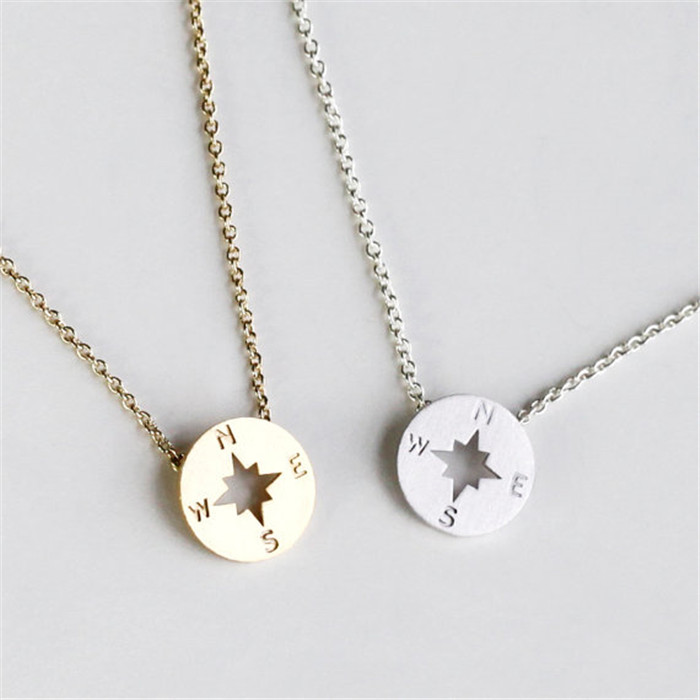 30CS Round Direction Compass Necklace Circular Guide Necklaces Simple Travel Coin Disk Pendant Charm Jewelry Gifts