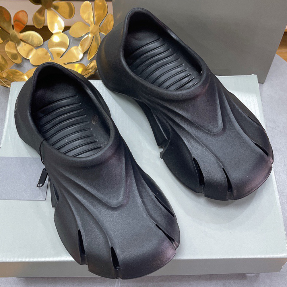 New mens womens croc designer sandals Slippers Spring Summer 2023 Classic Simple foam Shoes Slippers Sandals Easy Style Anti skid and wear resistant Sizes 36 46
New mens womens croc designer sandals Slippers Spring Summer 2023 Classic Simple foam Shoes Slippers Sandals Easy Style Anti skid and wear resistant Sizes 36 46