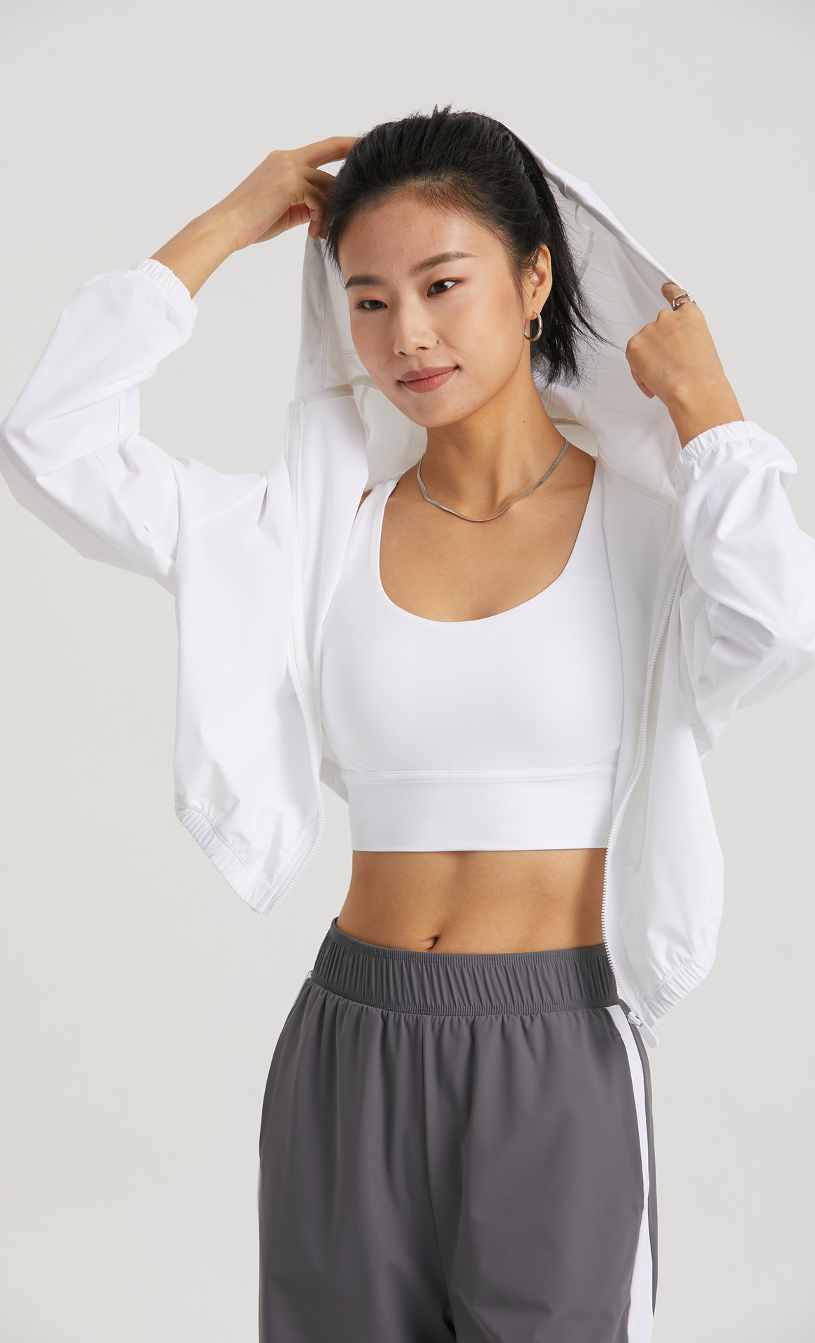 Summer New Yoga Outfit Hooded Sunscreen Non Slip Zipper Loose Fitness Clothing Adjustable Cap Rope Sports Top Women Jogging Outfit
