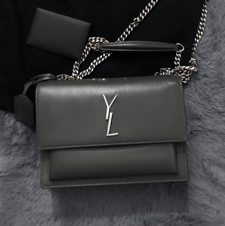 fashion yslity designer bag woman SUNSET purse shoulder totes hobo Genuine Leather womens mens luxury clutch flap handbag cross body top handle chain hand bags pulse, Black black
fashion yslity designer bag woman SUNSET purse shoulder totes hobo Genuine Leather womens mens luxury clutch flap handbag cross body top handle chain hand bags pulse, Black black