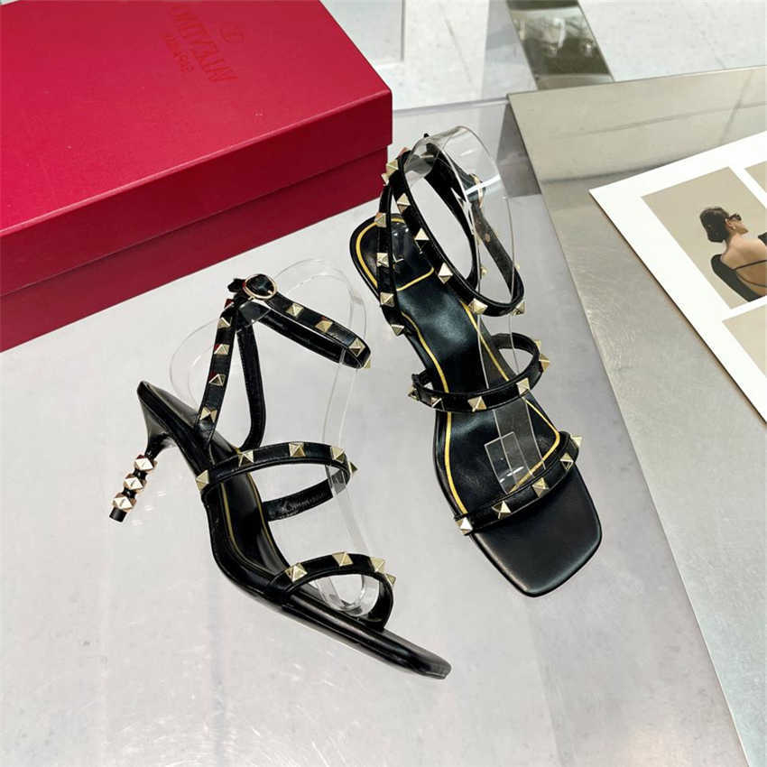 Dress valentinoitys High Women Party Summer Casual Popular Wedding Sandals Leather Luxury Heels Brand Flat Business Slippers 03-017 NLWU
Dress valentinoitys High Women Party Summer Casual Popular Wedding Sandals Leather Luxury Heels Brand Flat Business Slippers 03-017 NLWU