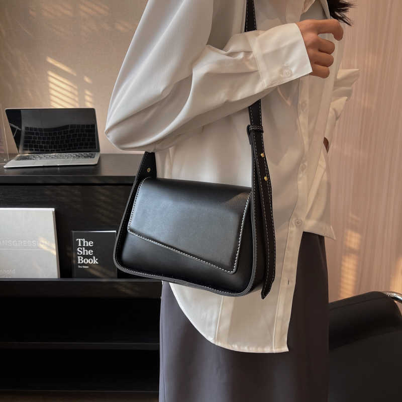 Leather Women's PU Designer Crossbody Bag 2024 Summer Female Simple Solid Color Lady Handbags and Purses Green