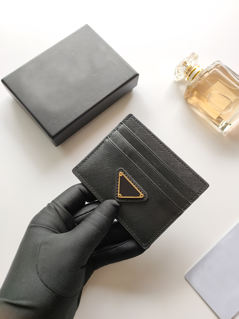 Classic Fashion Designer Card Holders - Elegant Pebbled Leather with Gold & Silver Accents