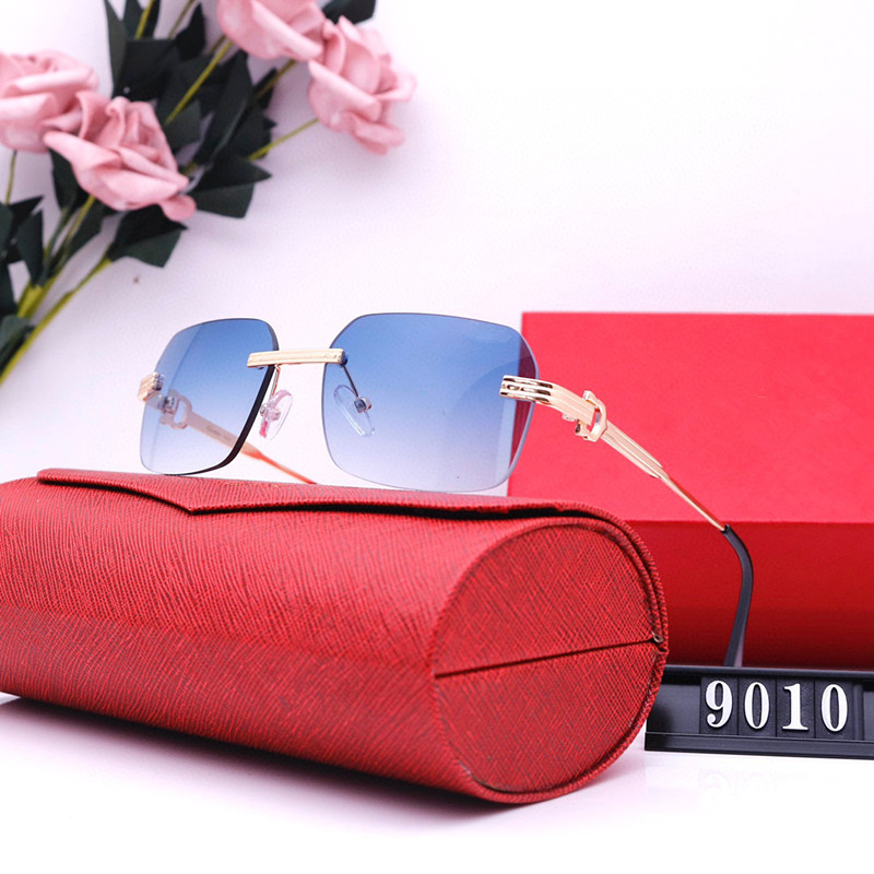 Sunglasses Women Mens Designer Sunglasses With Box Fashion Luxury Brand Glasses Frameless Overszied Designers Big Leopard Gold Eyeglass UV400 Sunglass Eyewear
Sunglasses Women Mens Designer Sunglasses With Box Fashion Luxury Brand Glasses Frameless Overszied Designers Big Leopard Gold Eyeglass UV400 Sunglass Eyewear