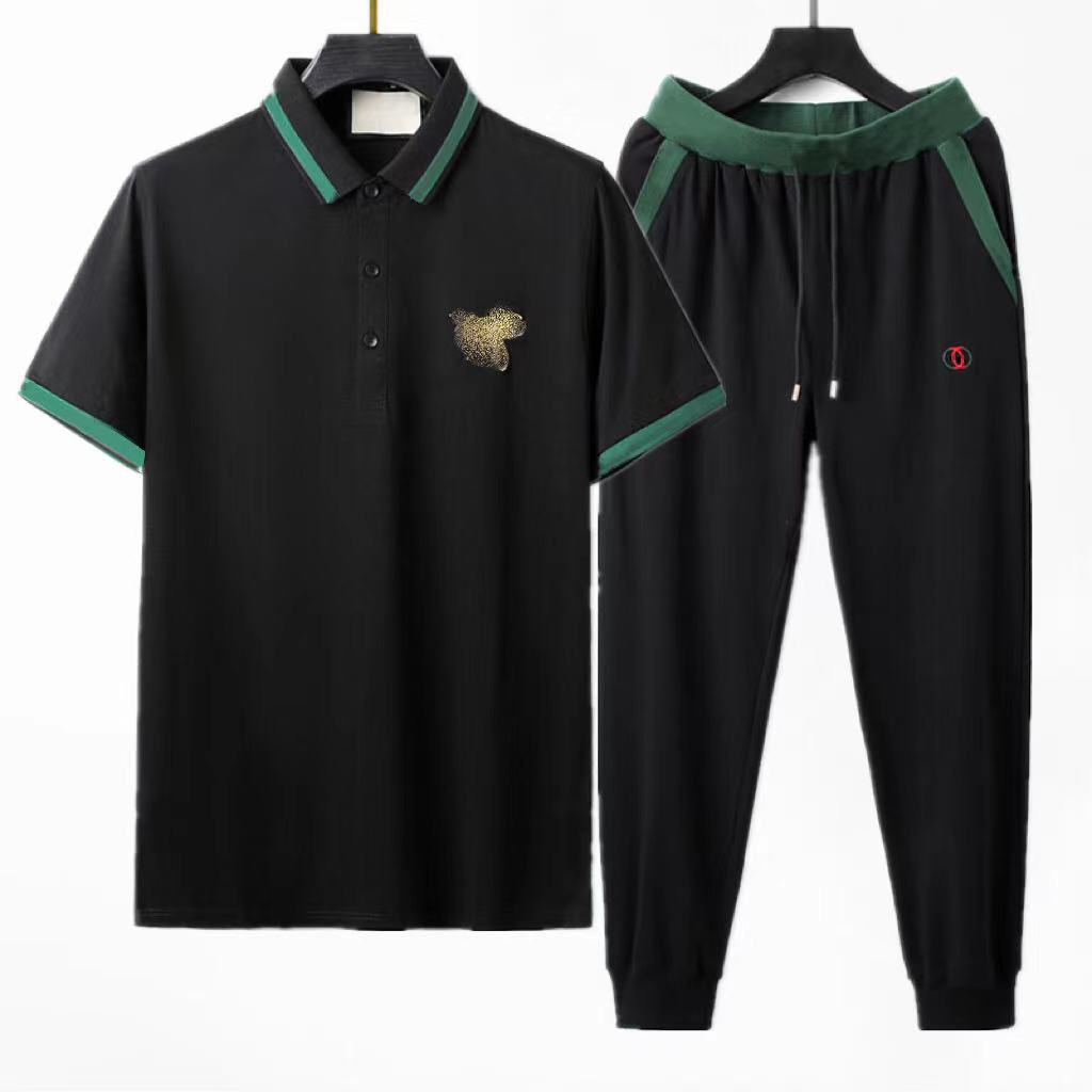 Mens Tracksuit Designer Summer Sweatshirts Sweat Clothing Men short Tracksuits Sportswear Sets Jogging Hoodies Suit Fashion Gym Bee Printed Asian size M-3XL
Mens Tracksuit Designer Summer Sweatshirts Sweat Clothing Men short Tracksuits Sportswear Sets Jogging Hoodies Suit Fashion Gym Bee Printed Asian size M-3XL