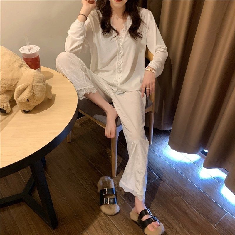 Women's Sleepwear Women Pajama Sets Pleuche Sexy Lace Retro Patchwork Elegant Sleep Wear Female Loose Soft Simple Long Sleeves Sleeping Clothes 2