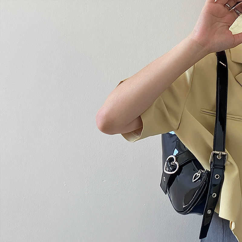 Shoulder Bags Moto Biker for Women Trendyol Heart Zipper Underarm Crescent Black Patent Leather Babes Coin Purse 230309