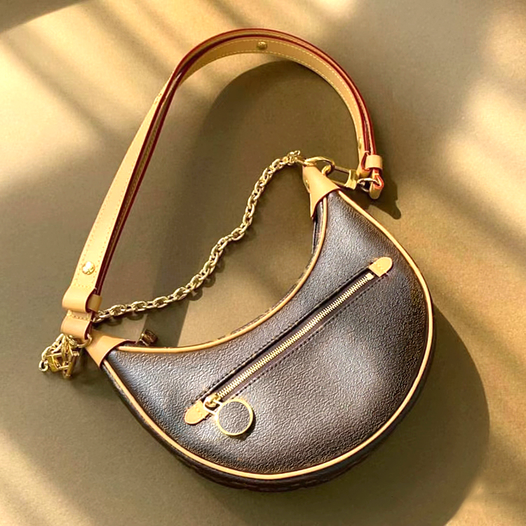 classic half moon Designer shoulder Bags Luxury leather m81098 zipper flower handbag Bag clutch tote two Metal chain crossbody woman Genuine Leather retro fashion, Mon0gram
classic half moon Designer shoulder Bags Luxury leather m81098 zipper flower handbag Bag clutch tote two Metal chain crossbody woman Genuine Leather retro fashion, Mon0gram