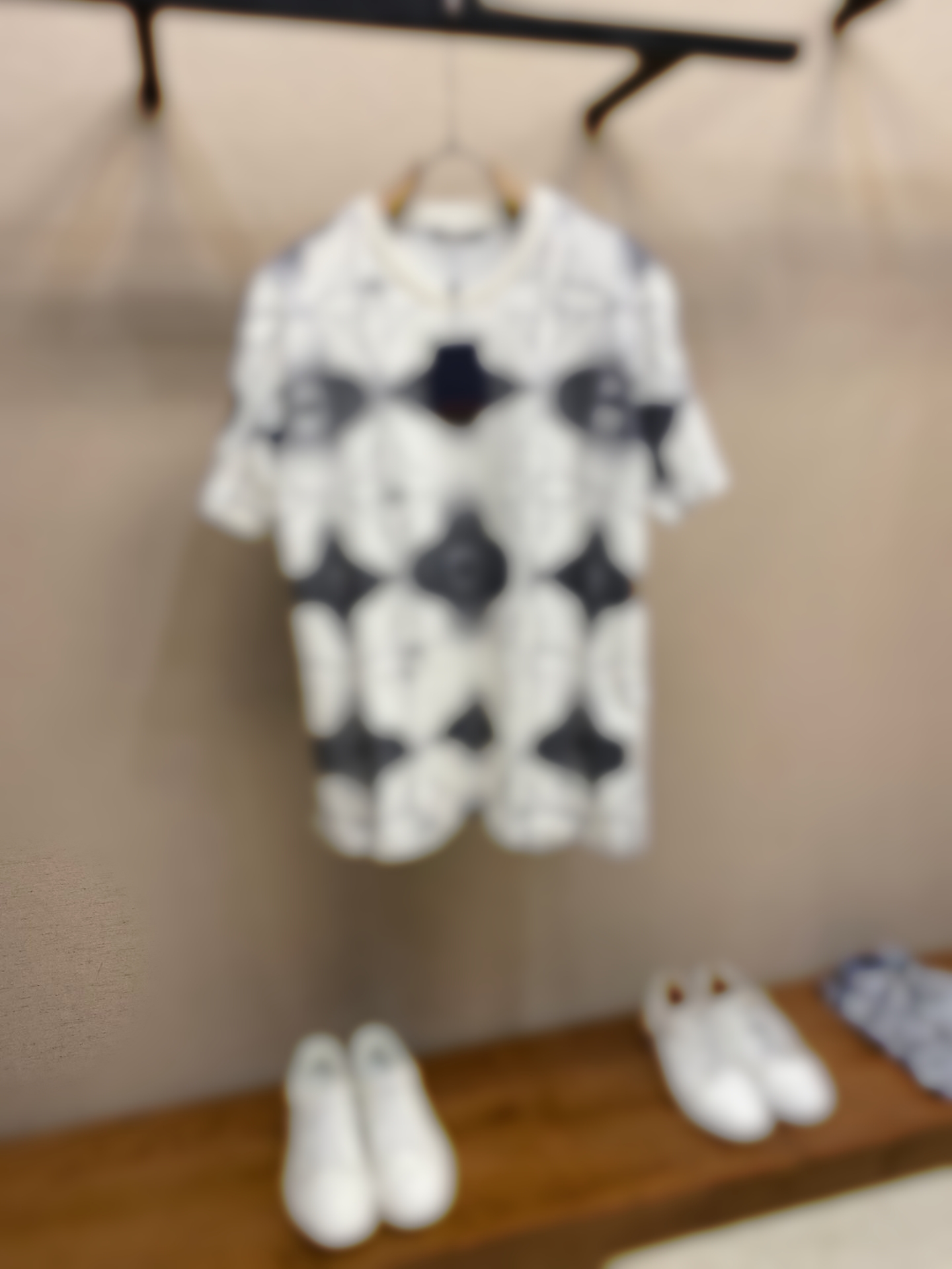 23SS early spring men's T shirts italy paris Men Women High Street Fashion Short Sleeves OS T-Shirts Summer Breathable Tee l0311, Customize
23SS early spring men's T shirts italy paris Men Women High Street Fashion Short Sleeves OS T-Shirts Summer Breathable Tee l0311, Customize