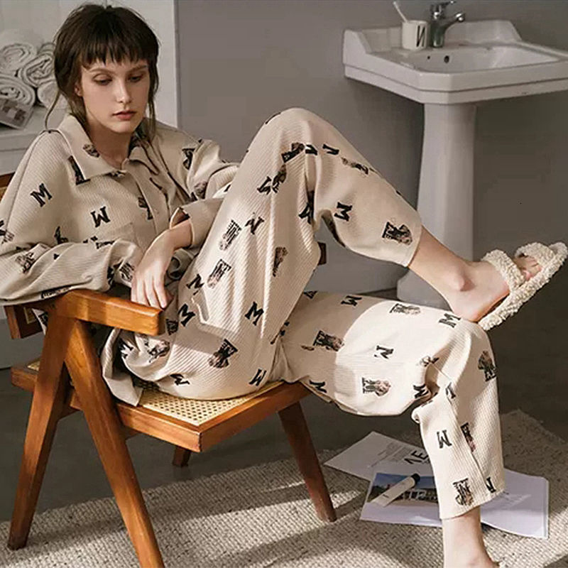 Women's Sleepwear QWEEK Women's Pajamas Bear Print Home Clothes Long Sleeve Autumn Pijamas Feminino Turn Down Collar Sleepwear Soft Nightie 