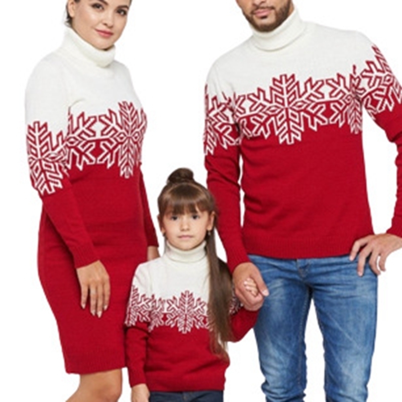 Family Matching Outfits Turtleneck Christmas Sweater Xmas Sweaters for Couple Men Parentchild Casual Loose Knitwear Long Sleeve 230310