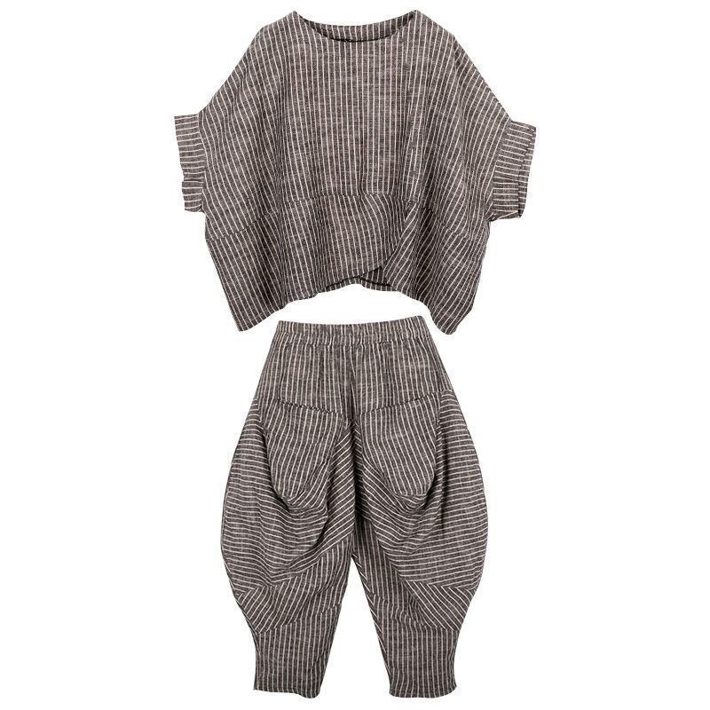 Women's TShirt Summer Suits RETRO Art Stripe Short Sleeve Tshirt Loose Top Knickerbockers Casual Pants Two Piece Sets 230310