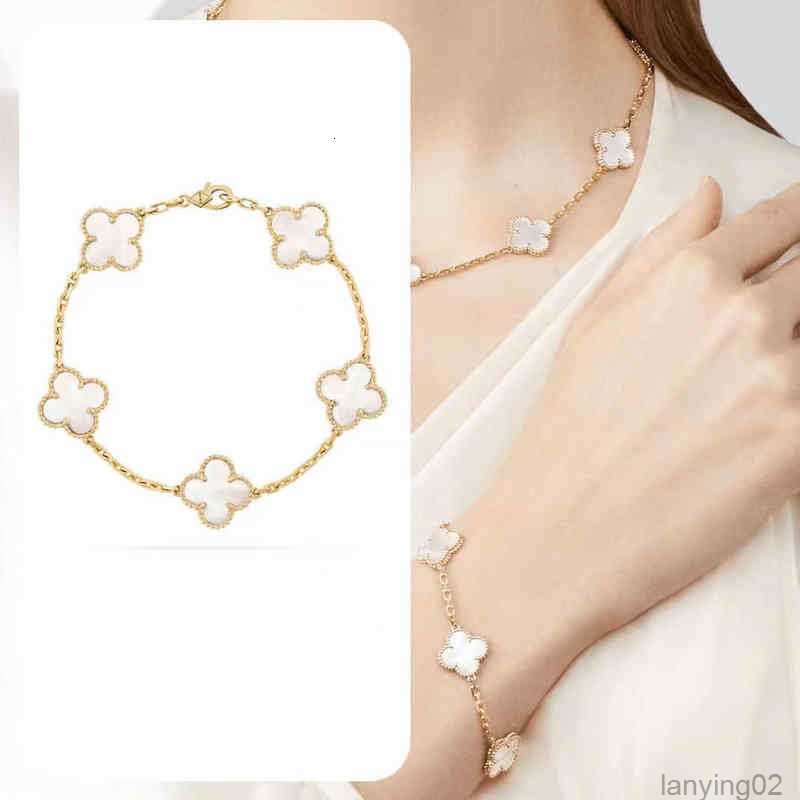 Sterling Silver Five Flower Leaf Clover Bracelet Female Classic White Fritillaria for Girls Lucky Light Luxury
Sterling Silver Five Flower Leaf Clover Bracelet Female Classic White Fritillaria for Girls Lucky Light Luxury