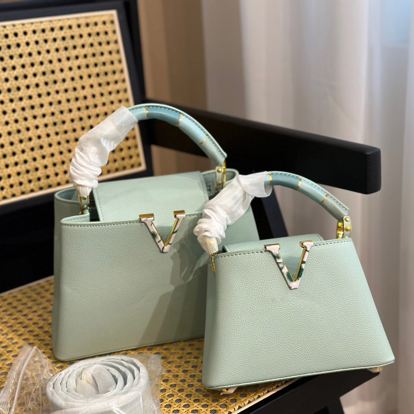 Women capu bb Tote bag luxury designer mini lady shoulder bags classic flower small fresh green handbag 28 20cm, Green2
Women capu bb Tote bag luxury designer mini lady shoulder bags classic flower small fresh green handbag 28 20cm, Green2