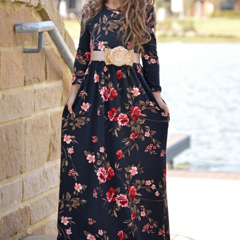 Family Matching Outfits Mother And Daughter Winter Dress Autumn Long Sleeve Mom es Clothes Flower Printed Maix 230310