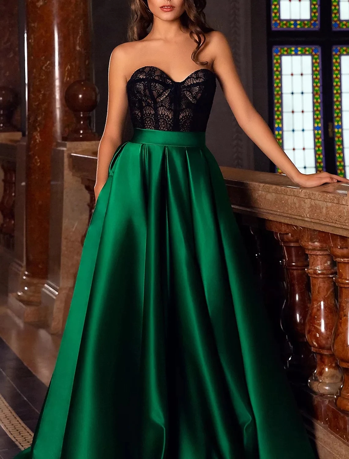 Dark Green A-Line Long Evening Formal Dress Sweetheart Pocket Satin Slit Satin Lace Celebrity Prom Gown Party Dresses Robe de soiree 2023
