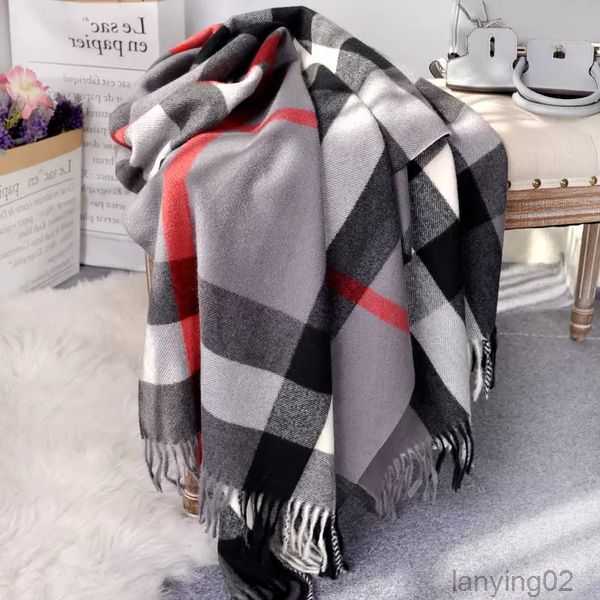 Designer Cashmere Scarf Winter Women Men Long Scarf Quality Headband Fashion Classic Printed Check Big Plaid ShawlsACXJ
Designer Cashmere Scarf Winter Women Men Long Scarf Quality Headband Fashion Classic Printed Check Big Plaid ShawlsACXJ