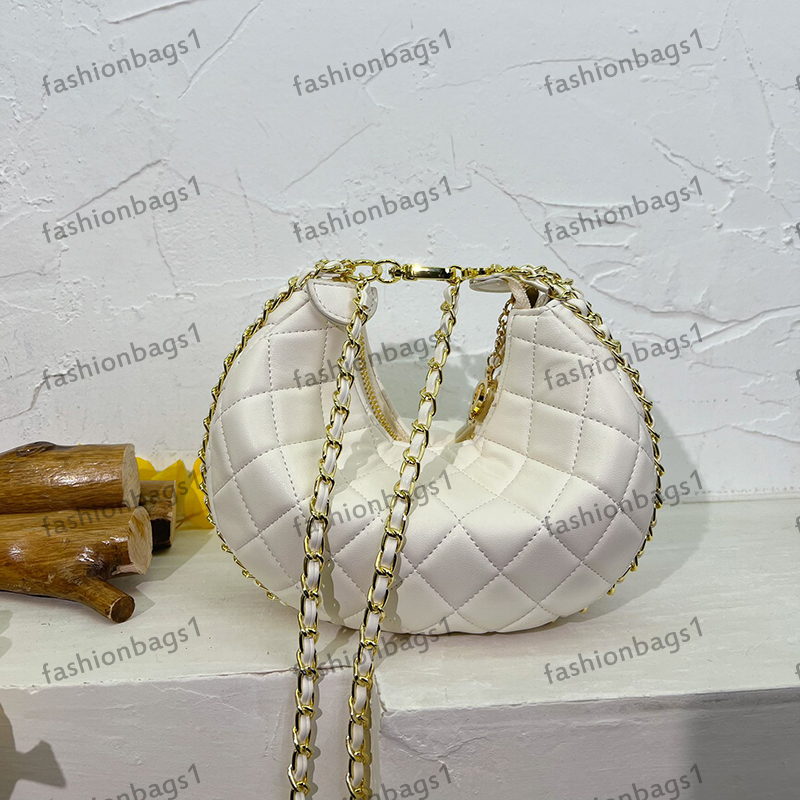 Brand Designer Women Crescent Bag Shoulder Bag Fine Chain Hardware Metal Adjustment Buckle Wrist Bags Handbag Wipe Chest Ribbed Quilted Large Capacity Card Clip Bag, Pink
Brand Designer Women Crescent Bag Shoulder Bag Fine Chain Hardware Metal Adjustment Buckle Wrist Bags Handbag Wipe Chest Ribbed Quilted Large Capacity Card Clip Bag, Pink
