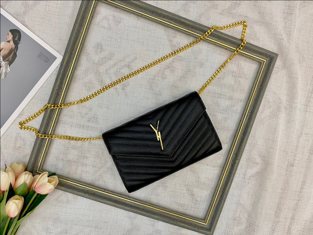 Designer Bag Totes Shoulder Brand Y Seam Luxury Leather Women's Metal Chain Large Capacity Multi purpose Black Clam Shell, #1
Designer Bag Totes Shoulder Brand Y Seam Luxury Leather Women's Metal Chain Large Capacity Multi purpose Black Clam Shell, #1