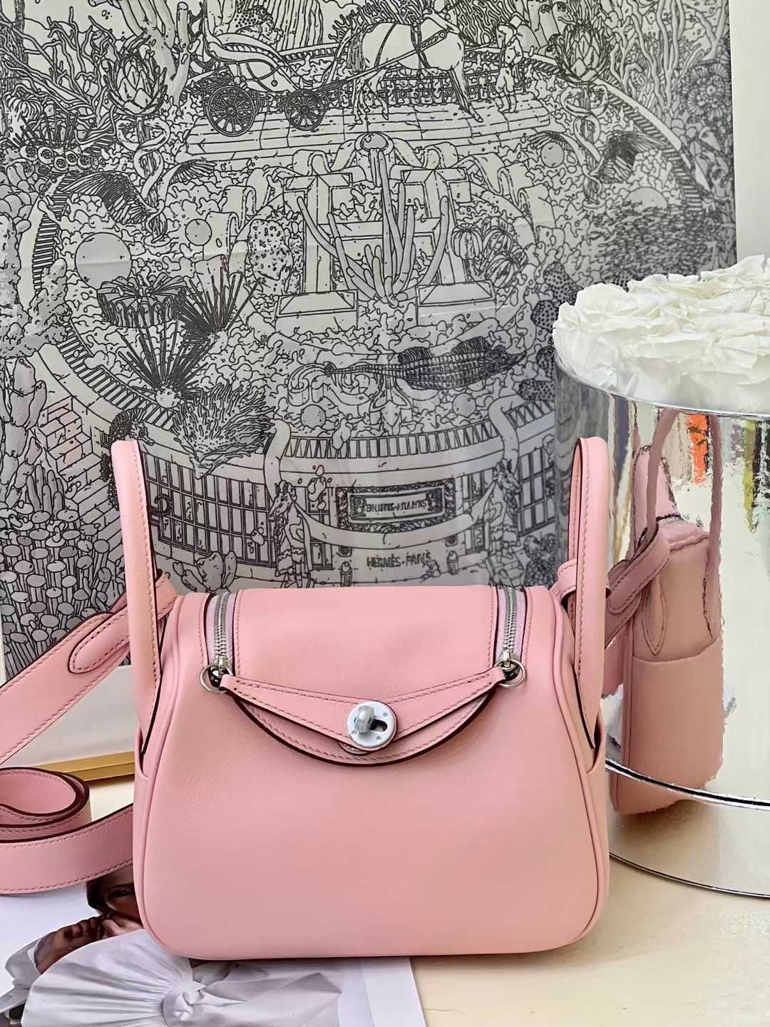Bags Original Designer Spring Luxury 2023 new top layer cowhide Lindys women's bag single-shoulder cross-body portable 3 DVC2, Black6
Bags Original Designer Spring Luxury 2023 new top layer cowhide Lindys women's bag single-shoulder cross-body portable 3 DVC2, Black6