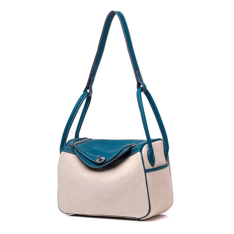 New Luxury Bags Original Designer Lindys bag Canvas with top layer Cowhide large Portable single-shoulder doctor Medicine box Pillow 2 UYI1, Black large
New Luxury Bags Original Designer Lindys bag Canvas with top layer Cowhide large Portable single-shoulder doctor Medicine box Pillow 2 UYI1, Black large