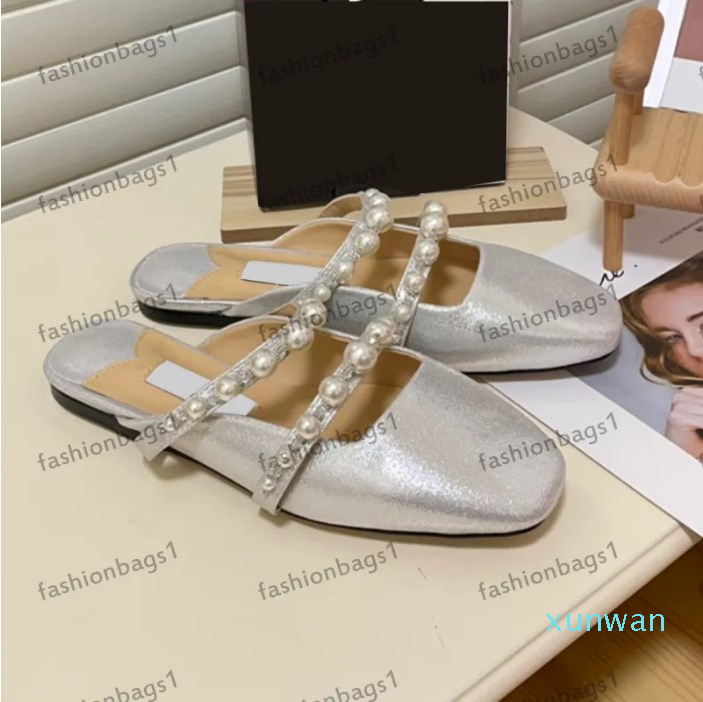 Womens Flat Casual Pure Leather Slippers Pearl Chain Suede High-end British Classical Ballet Shoes Walking Shoes Dress Shoes Party Solid Color Luxury Designer, Black
Womens Flat Casual Pure Leather Slippers Pearl Chain Suede High-end British Classical Ballet Shoes Walking Shoes Dress Shoes Party Solid Color Luxury Designer, Black