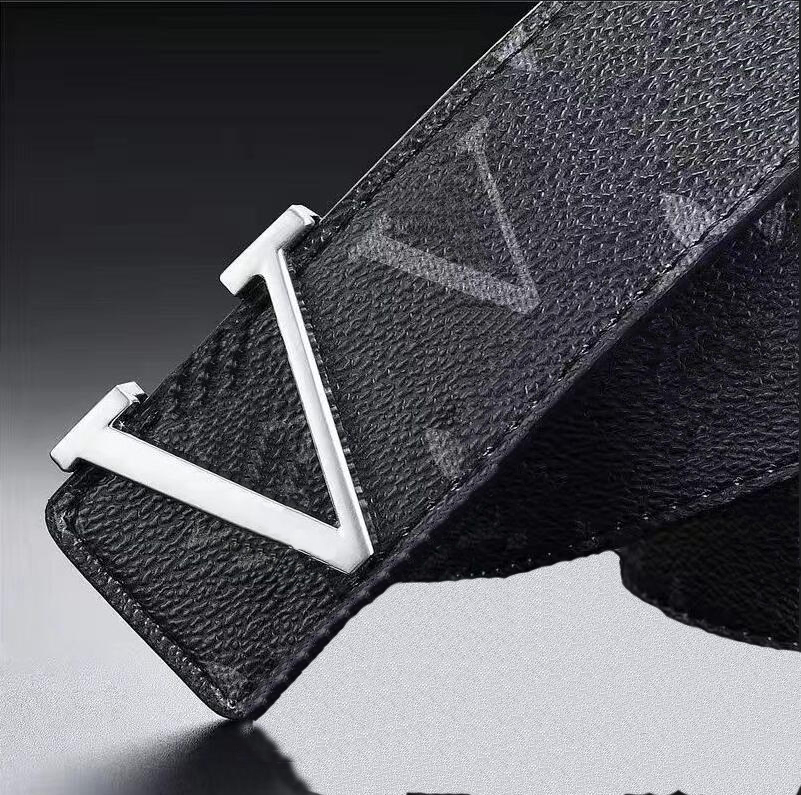 2023 Smooth leather belt luxury belts designer for men big buckle male chastity top fashion mens wholesale, No box
2023 Smooth leather belt luxury belts designer for men big buckle male chastity top fashion mens wholesale, No box