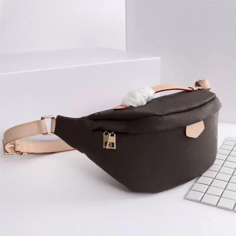 Newest Stlye Famous Designers Bumbag Cross Body Fashion Shoulder Bags Waist Bag Luxurys Temperament Fanny Pack Bum Unisex Chest package M43644 zongg, Embossed black flower
Newest Stlye Famous Designers Bumbag Cross Body Fashion Shoulder Bags Waist Bag Luxurys Temperament Fanny Pack Bum Unisex Chest package M43644 zongg, Embossed black flower