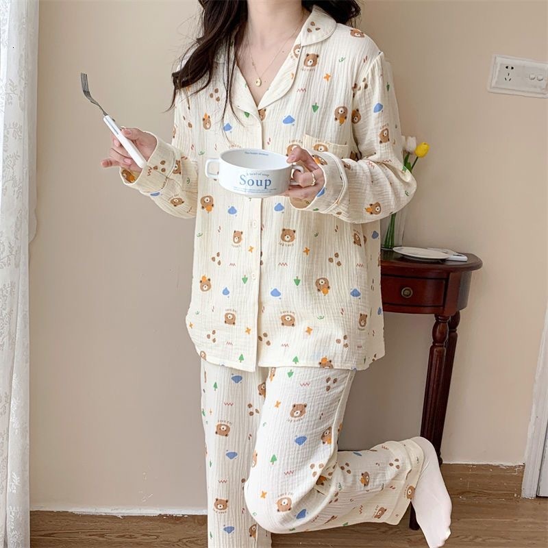 Women's Sleepwear 100%Cotton Gauze Pajamas for Women Korean Long Sleepwear Bear Print Pijamas Pyjamas Long Sleeve 2 Piece Female Set Drop 230310