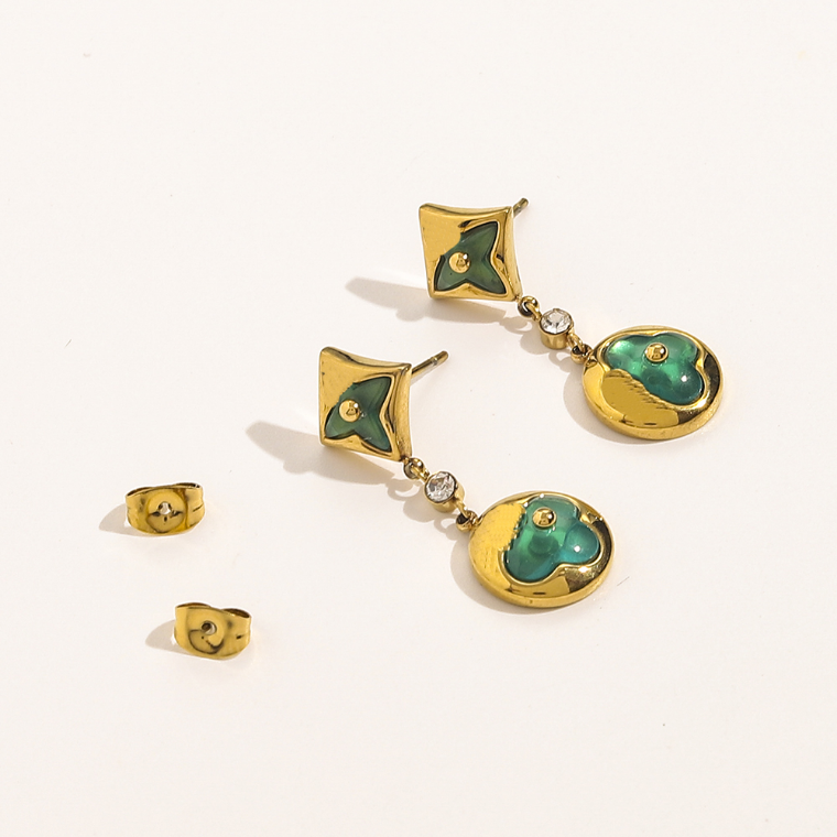 18k Gold-plated Bracelet Earring Set Designer Clover Necklace Woman Love Stamp Earrings Fashion Versatile Bracelet Romantic Brand Stainless Steel Necklace, Zg1547-necklace
18k Gold-plated Bracelet Earring Set Designer Clover Necklace Woman Love Stamp Earrings Fashion Versatile Bracelet Romantic Brand Stainless Steel Necklace, Zg1547-necklace