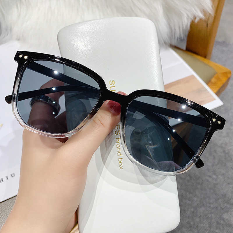 Sunglasses Square Sunglasses Women Luxury Brand Travel Black Rectangle Sun Glasses Female Fashion Retro Lunette De Soleil Femme Eyewear Z0309
Sunglasses Square Sunglasses Women Luxury Brand Travel Black Rectangle Sun Glasses Female Fashion Retro Lunette De Soleil Femme Eyewear Z0309