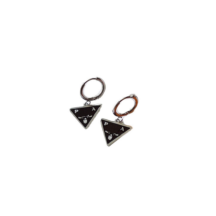 Designer Earrings Earings Dangle Black letters Luxury Chandelier Jewelry Diamond Letter Love silver Earing Design For Women Vintage European Indelible
Designer Earrings Earings Dangle Black letters Luxury Chandelier Jewelry Diamond Letter Love silver Earing Design For Women Vintage European Indelible