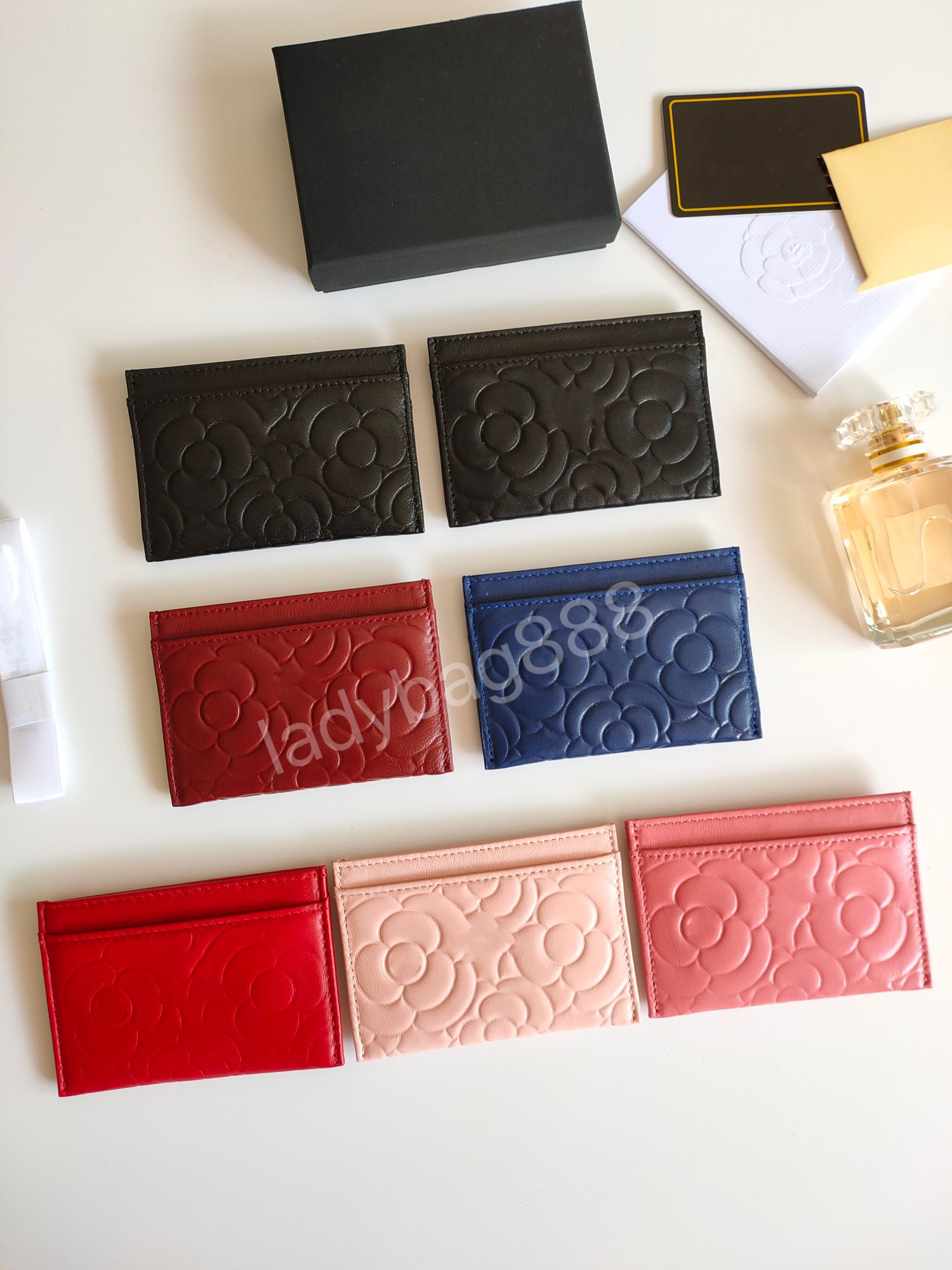CC Luxury Designer Card Clip Women's Wallet Credit Wallet Women's Classic Quilted Card Bag Fashion Sheepskin, Wine red silver buckle
CC Luxury Designer Card Clip Women's Wallet Credit Wallet Women's Classic Quilted Card Bag Fashion Sheepskin, Wine red silver buckle